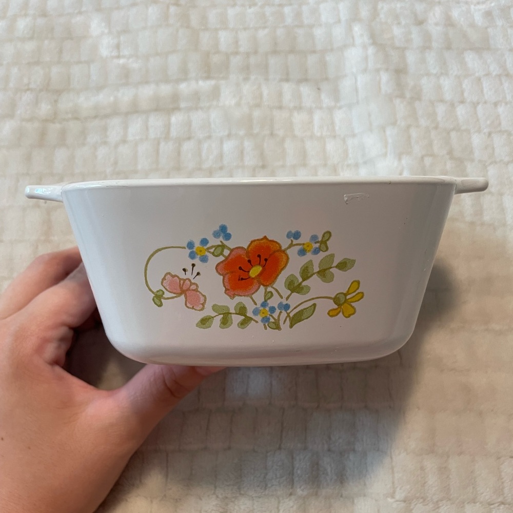 VINTAGE CORNINGWARE